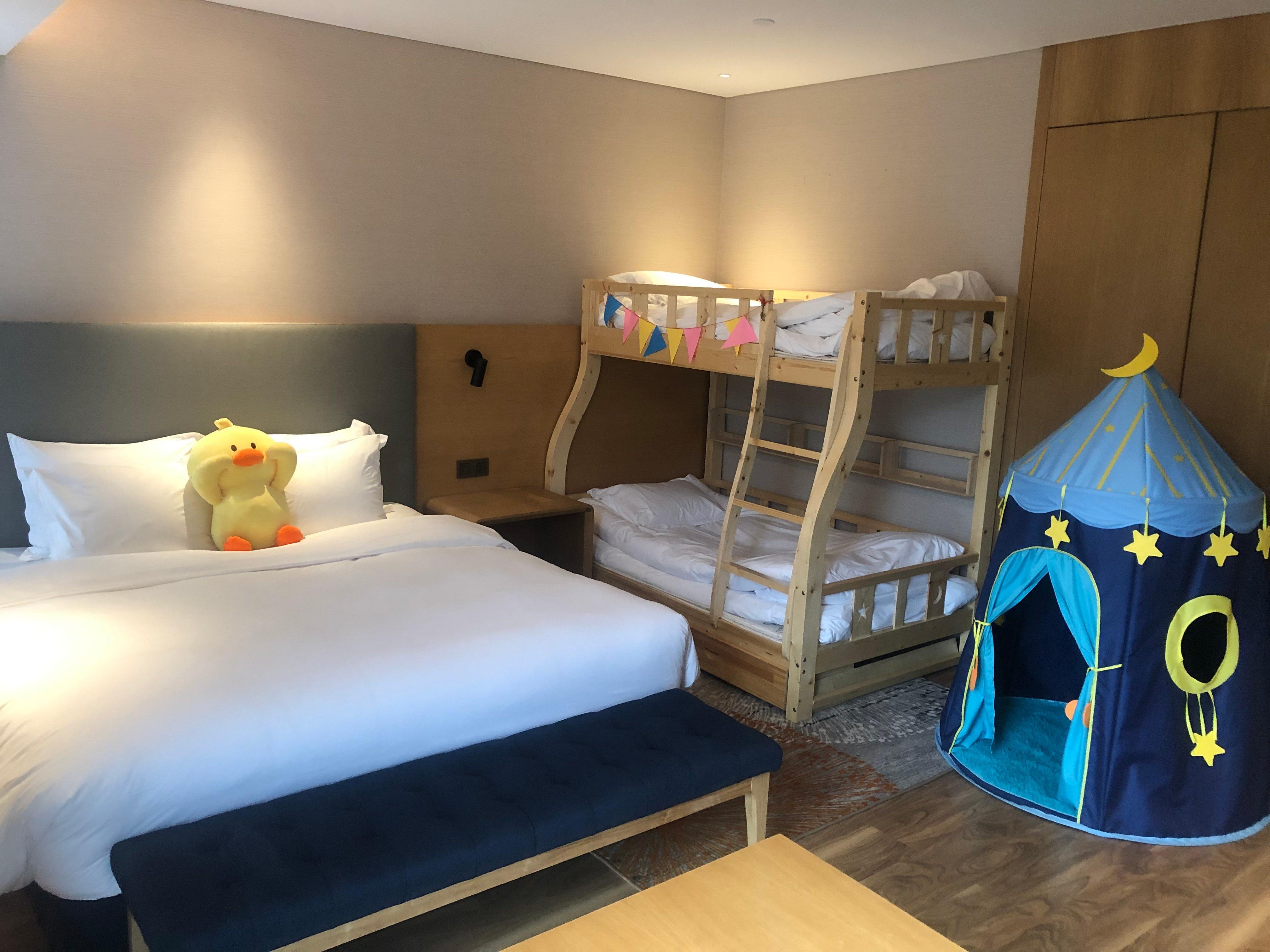 Holiday Inn Express Luanchuan By Ihg ภายนอก รูปภาพ