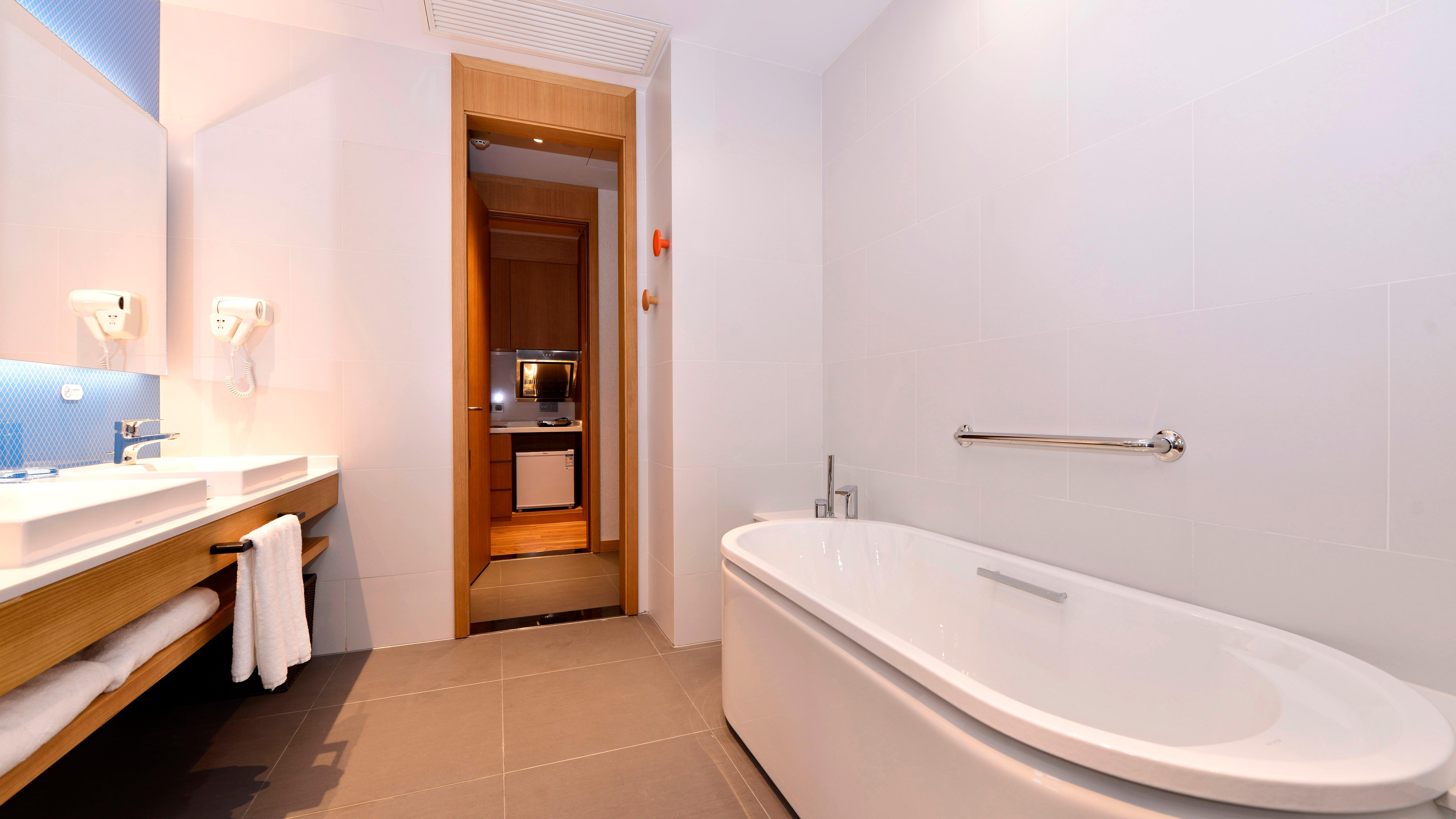 Holiday Inn Express Luanchuan By Ihg ภายนอก รูปภาพ