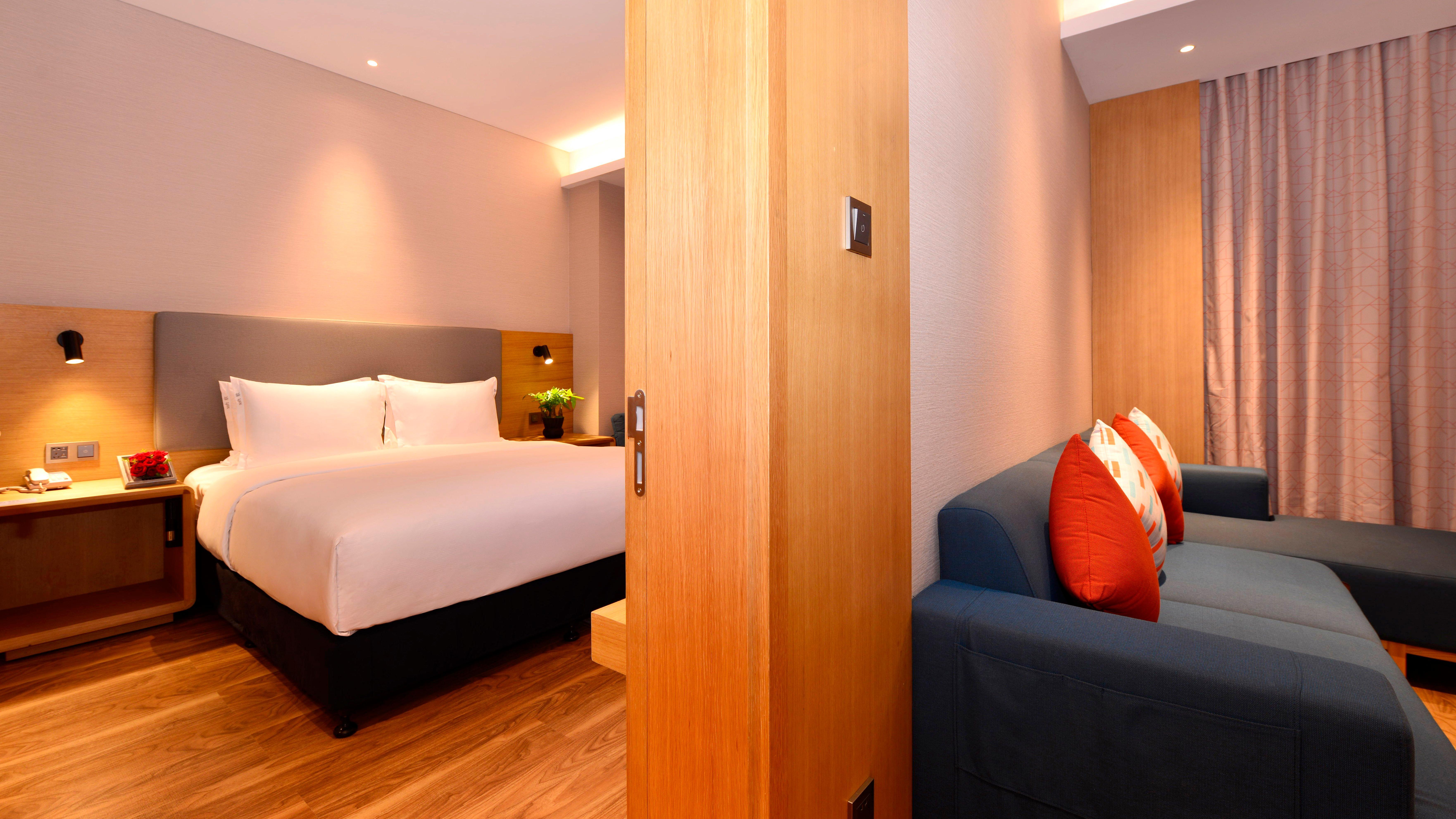 Holiday Inn Express Luanchuan By Ihg ภายนอก รูปภาพ