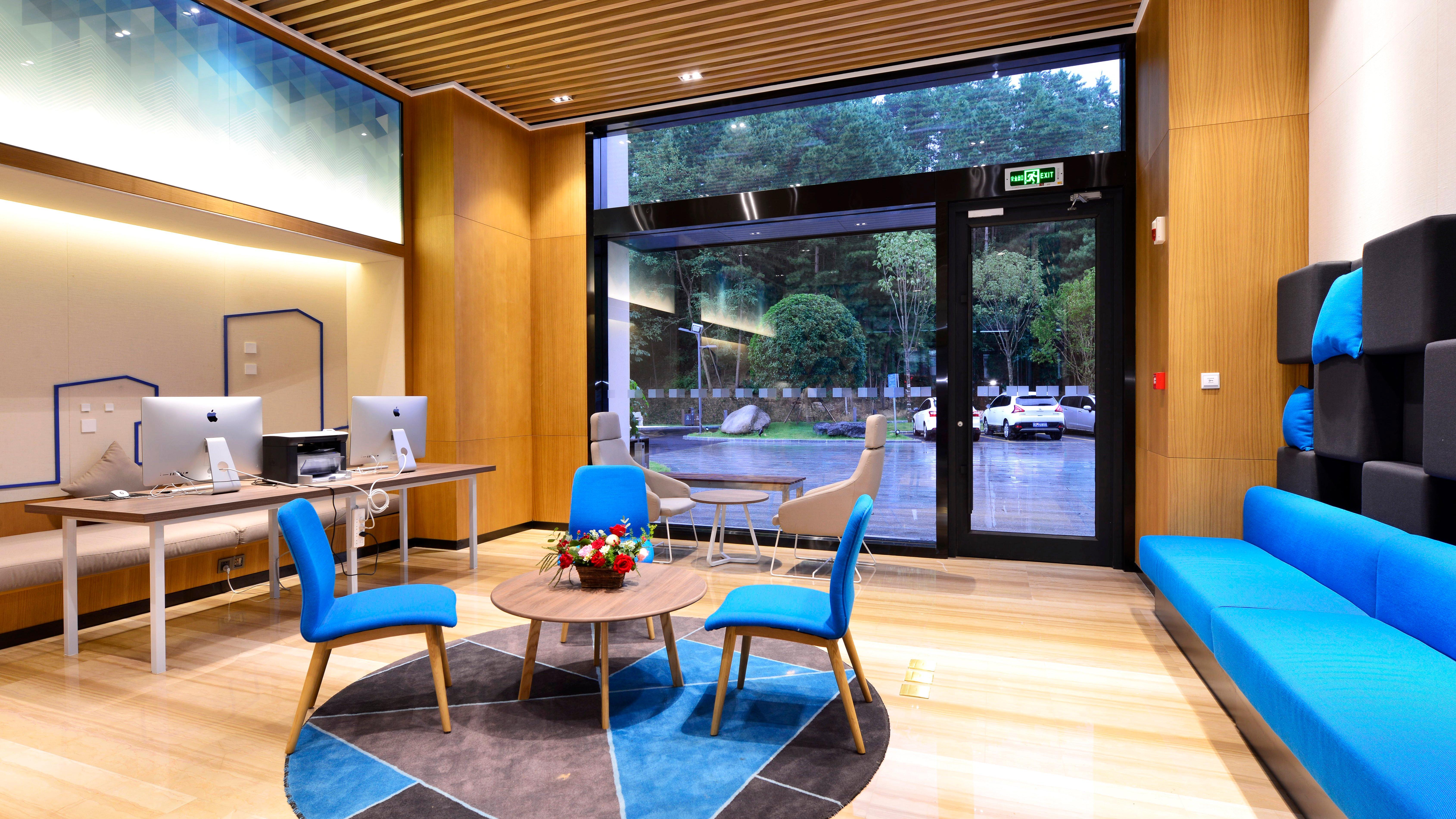 Holiday Inn Express Luanchuan By Ihg ภายนอก รูปภาพ