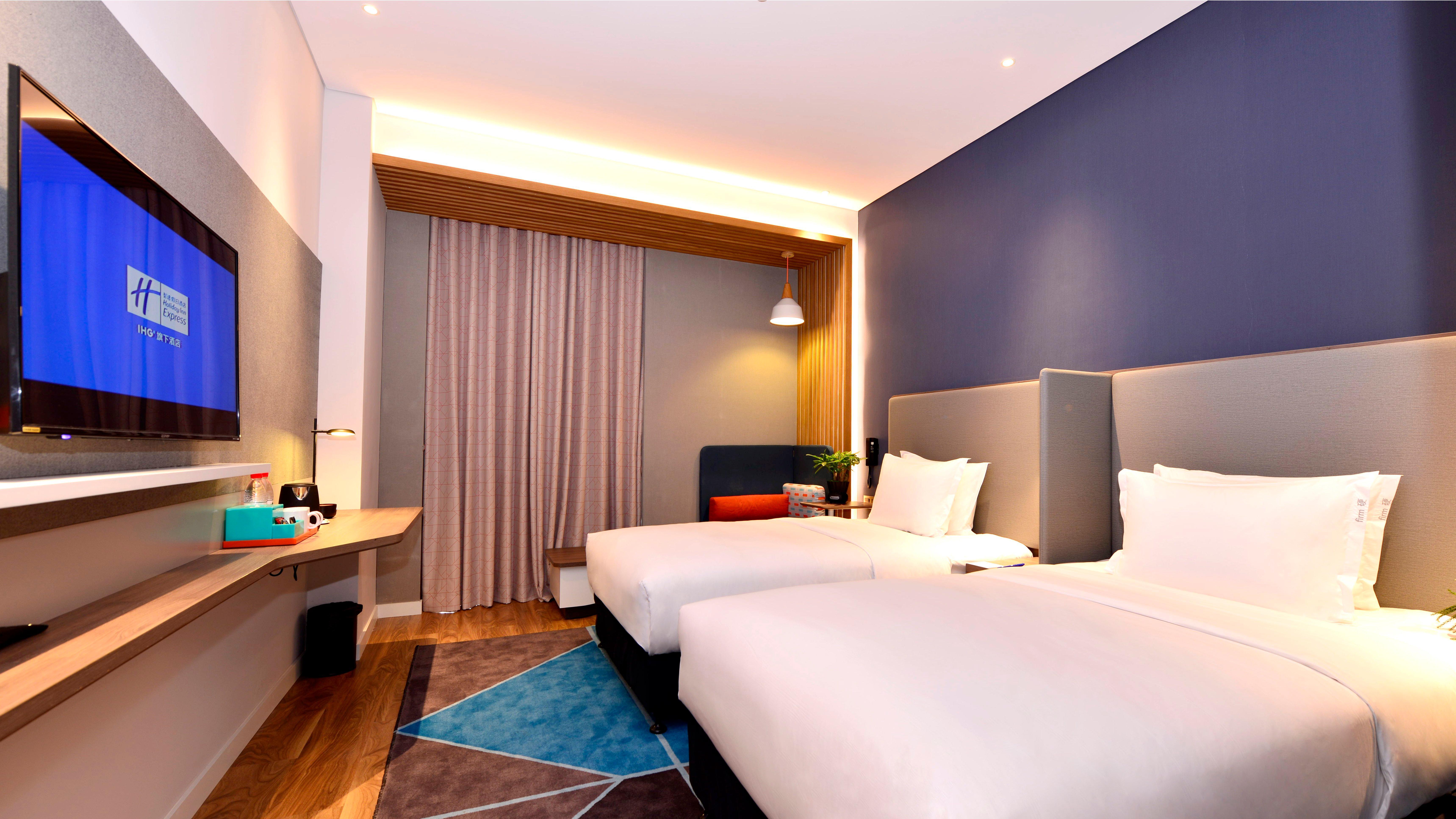 Holiday Inn Express Luanchuan By Ihg ภายนอก รูปภาพ